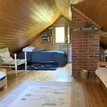 Tievaharju 木屋 基蒂莱