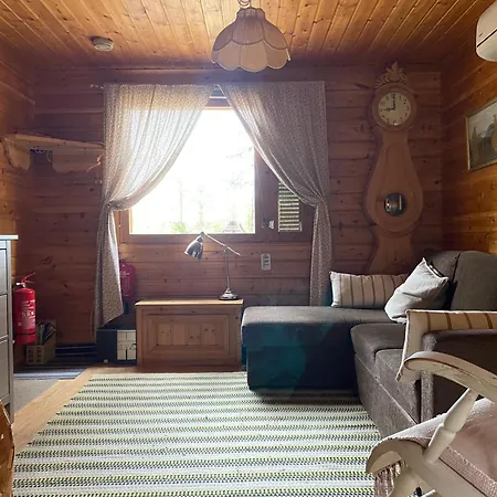 Dağ evi Tievaharju Kittilä